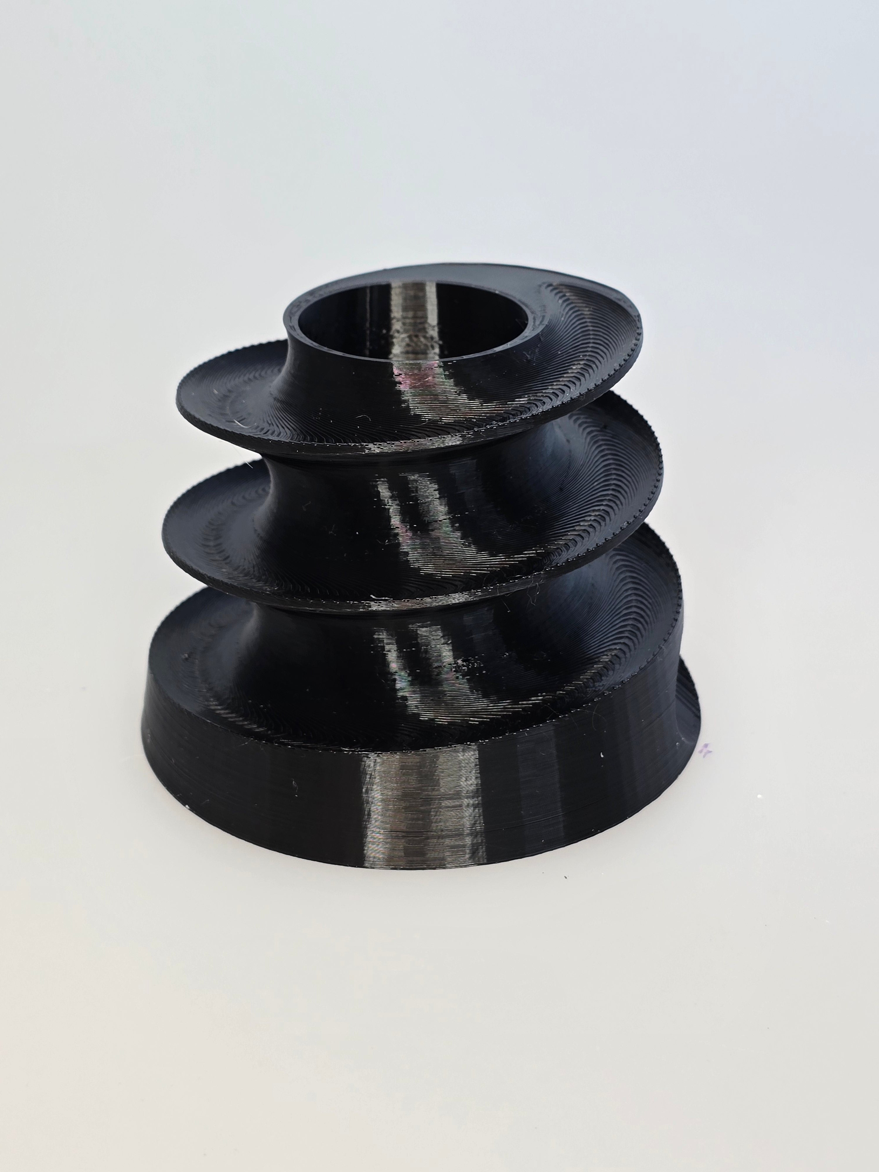 Blyant/pen holder med fidget/leddet slange