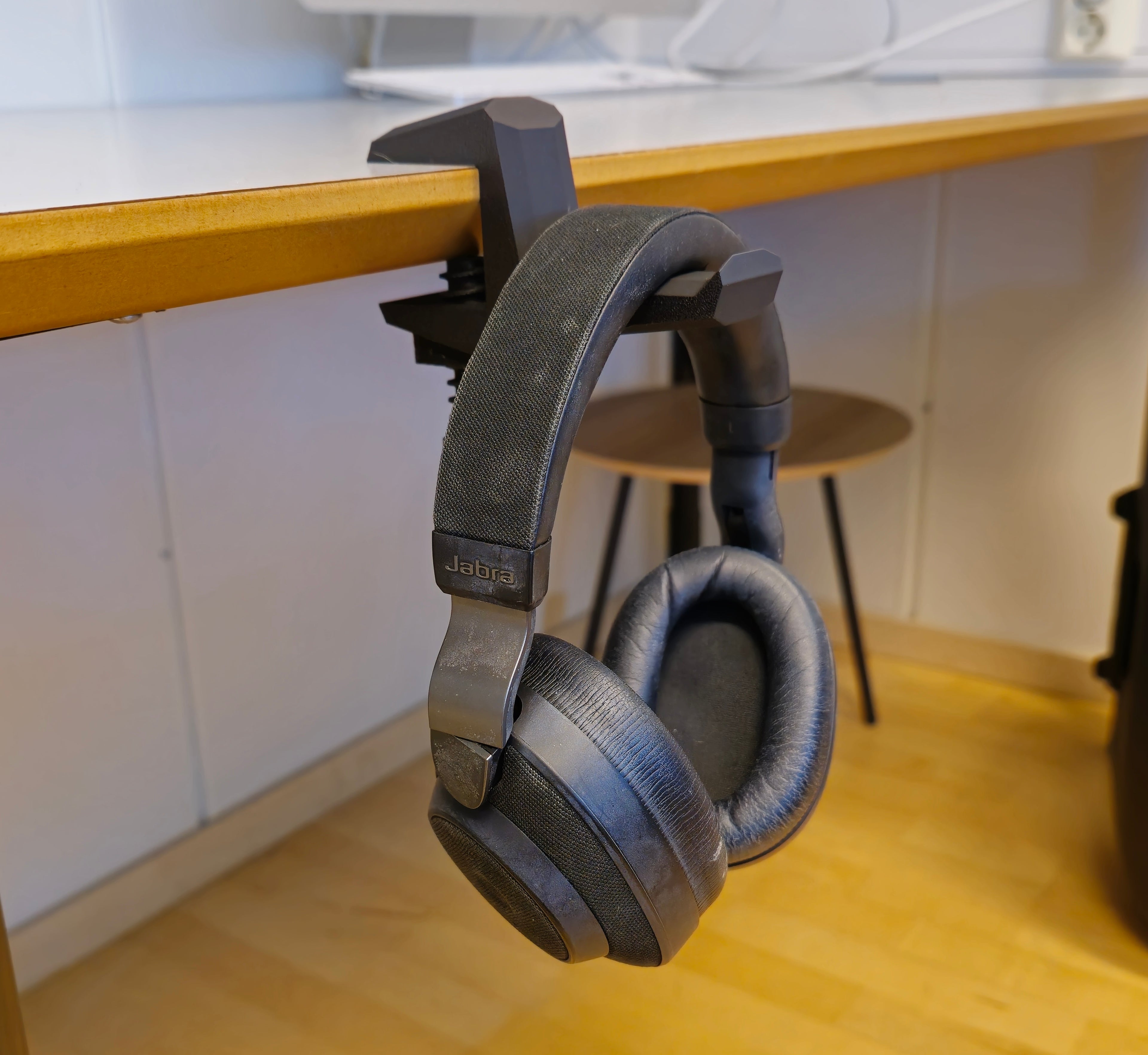 Bordholder til Hodetelefoner – Plassbesparende Skrivebordstilbehør