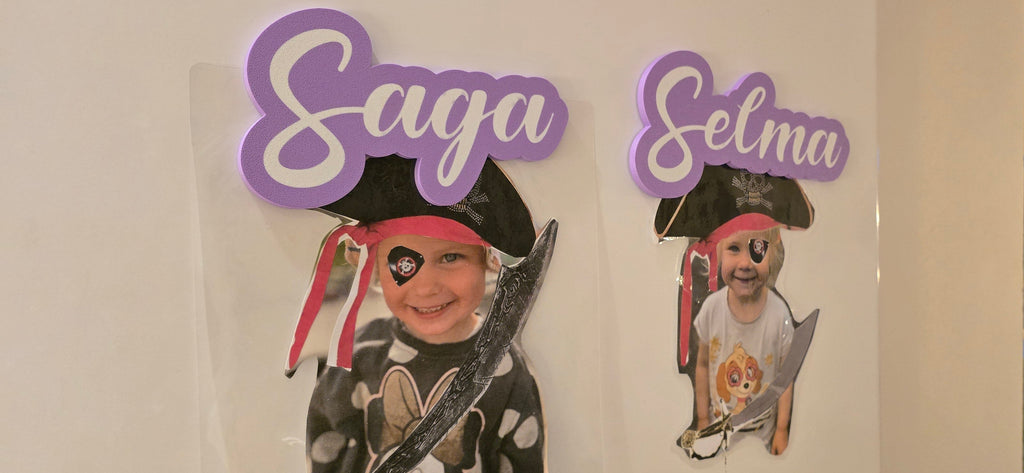 Kjøleskapsmagnet med din tekst !  – Gjør kjøleskapet personlig!