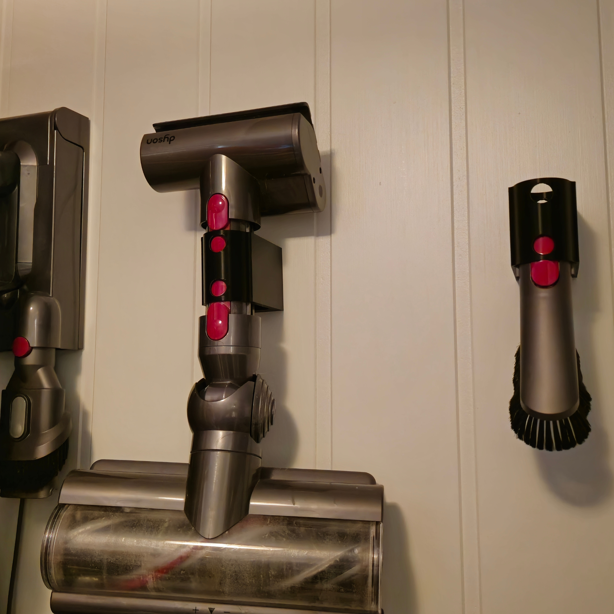 Veggfeste for Dyson tilbehør